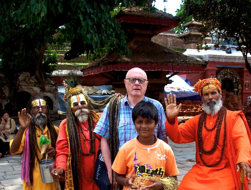 Tre Baba e il Bamba (più un Bambino di passaggio) Kathmandu giugno 2010