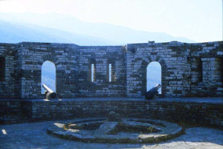 La seconda città dell’Albania. Molto bella