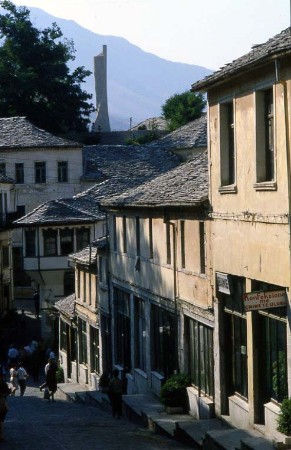 La seconda città dell’Albania. Molto bella