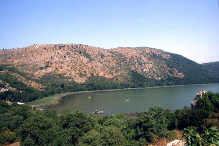 E poi su su lungo la costa adriatica verso Vlore