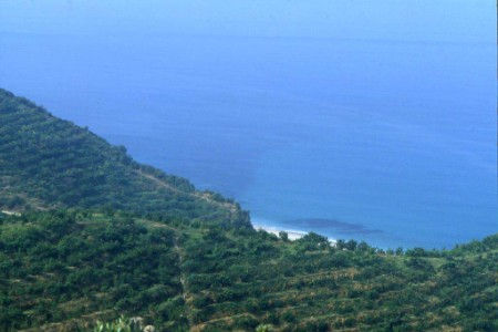 E poi su su lungo la costa adriatica verso Vlore